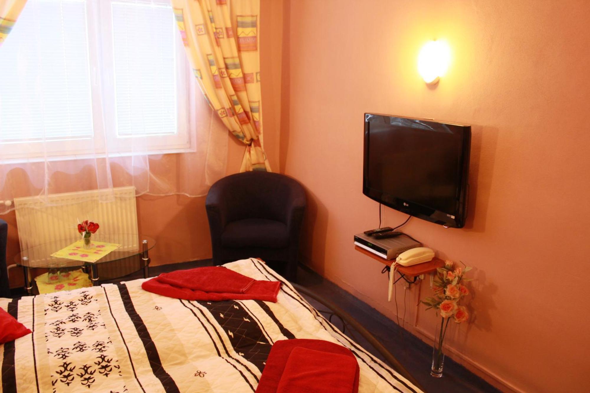 Garni Hotel Anne-Mary П'єштяни Екстер'єр фото
