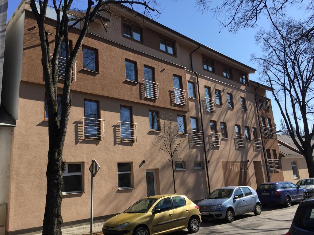Garni Hotel Anne-Mary П'єштяни Екстер'єр фото
