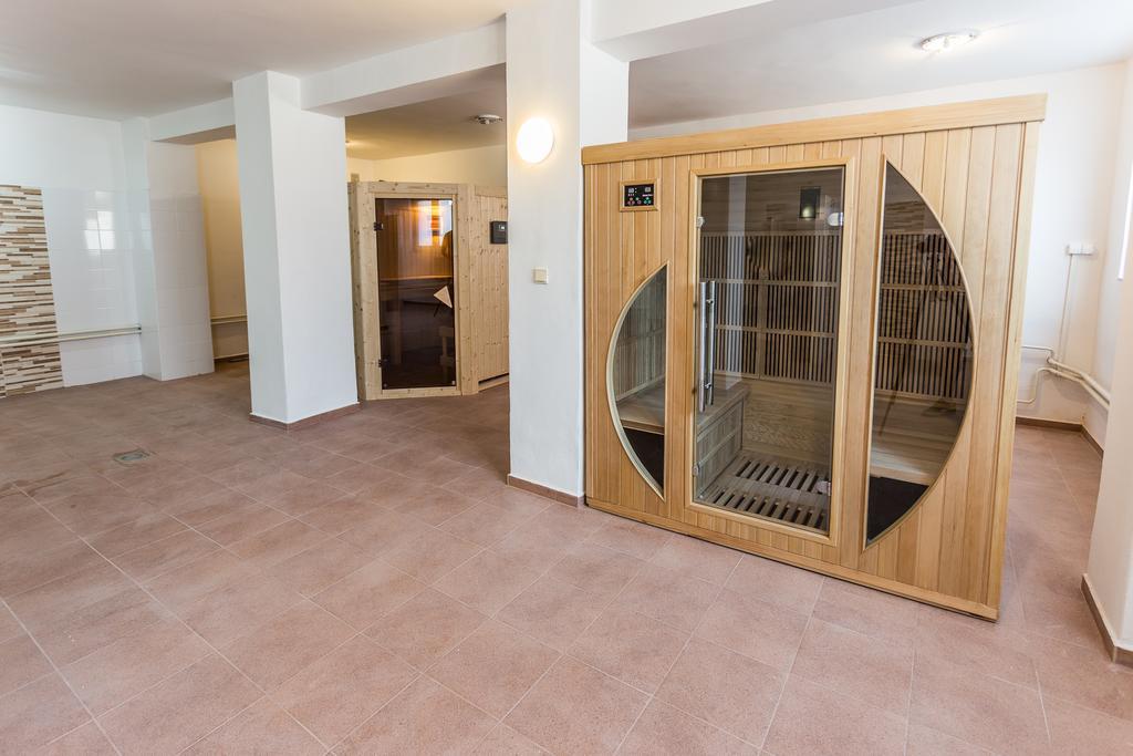 Garni Hotel Anne-Mary П'єштяни Екстер'єр фото